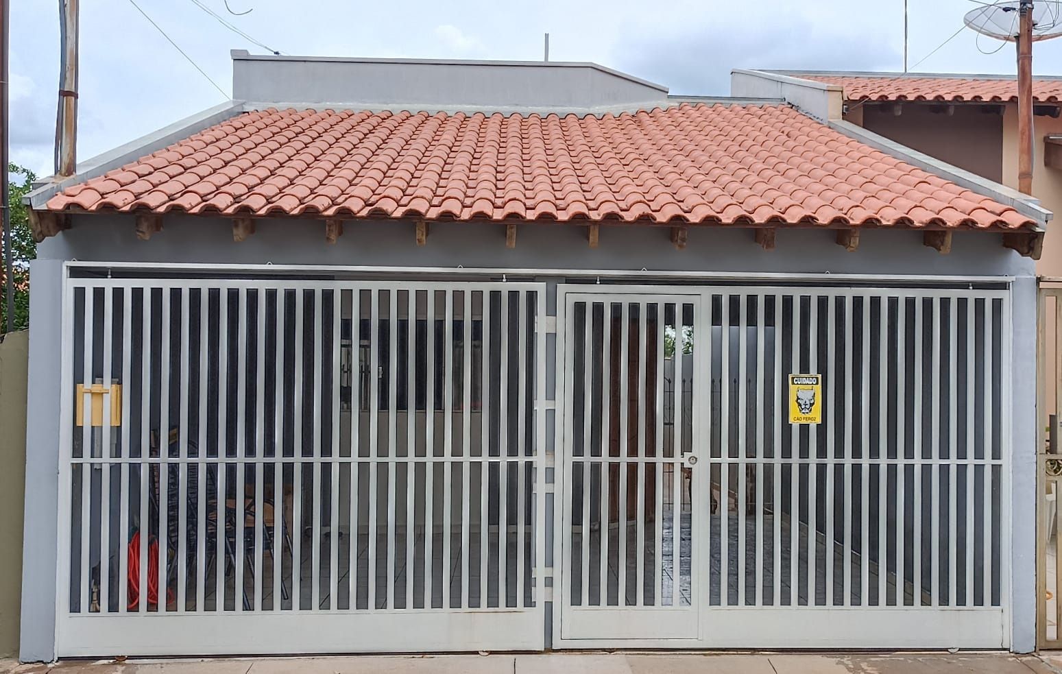 Imagens do imóveis casa à venda em portal do sol, regente feijó 2 quartos 120m²