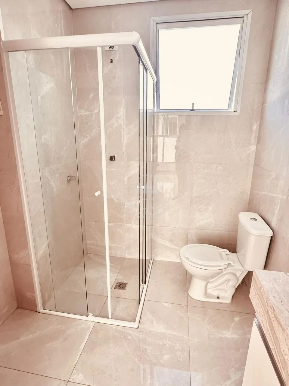 Apartamento com Elevador no Condomínio Piazza Florença, Campestre, Piracicaba.