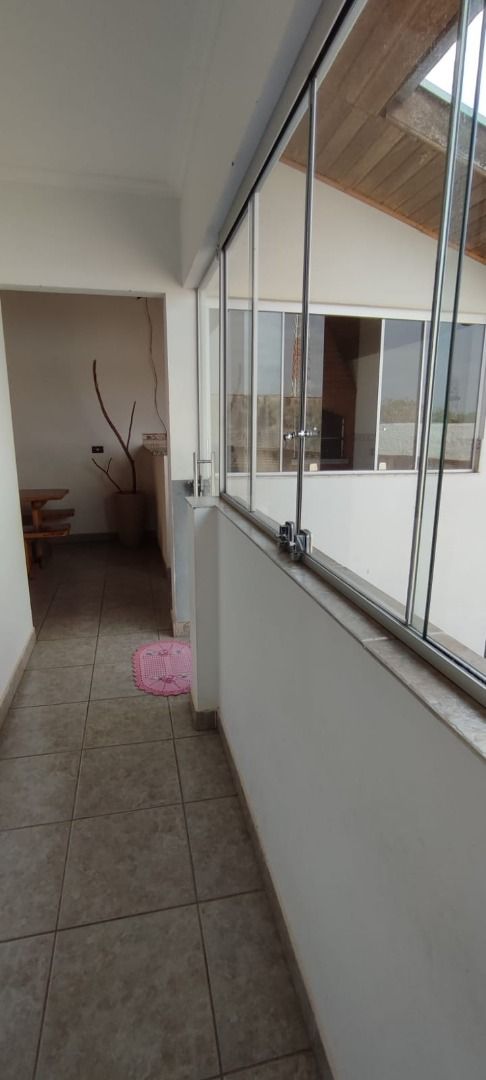 Imagens do imóveis casa à venda em residencial santa luzia, charqueada 3 quartos 162m²