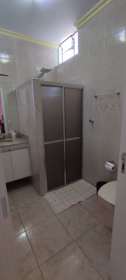 Imagens do imóveis casa à venda em residencial santa luzia, charqueada 3 quartos 162m²