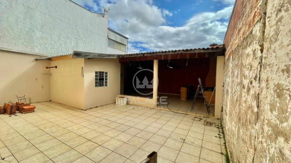 CASA/ 3 QUARTOS / CHURRASQUEIRA / EDICULA / CRUZ CAIADA / PQ SAO JORGE