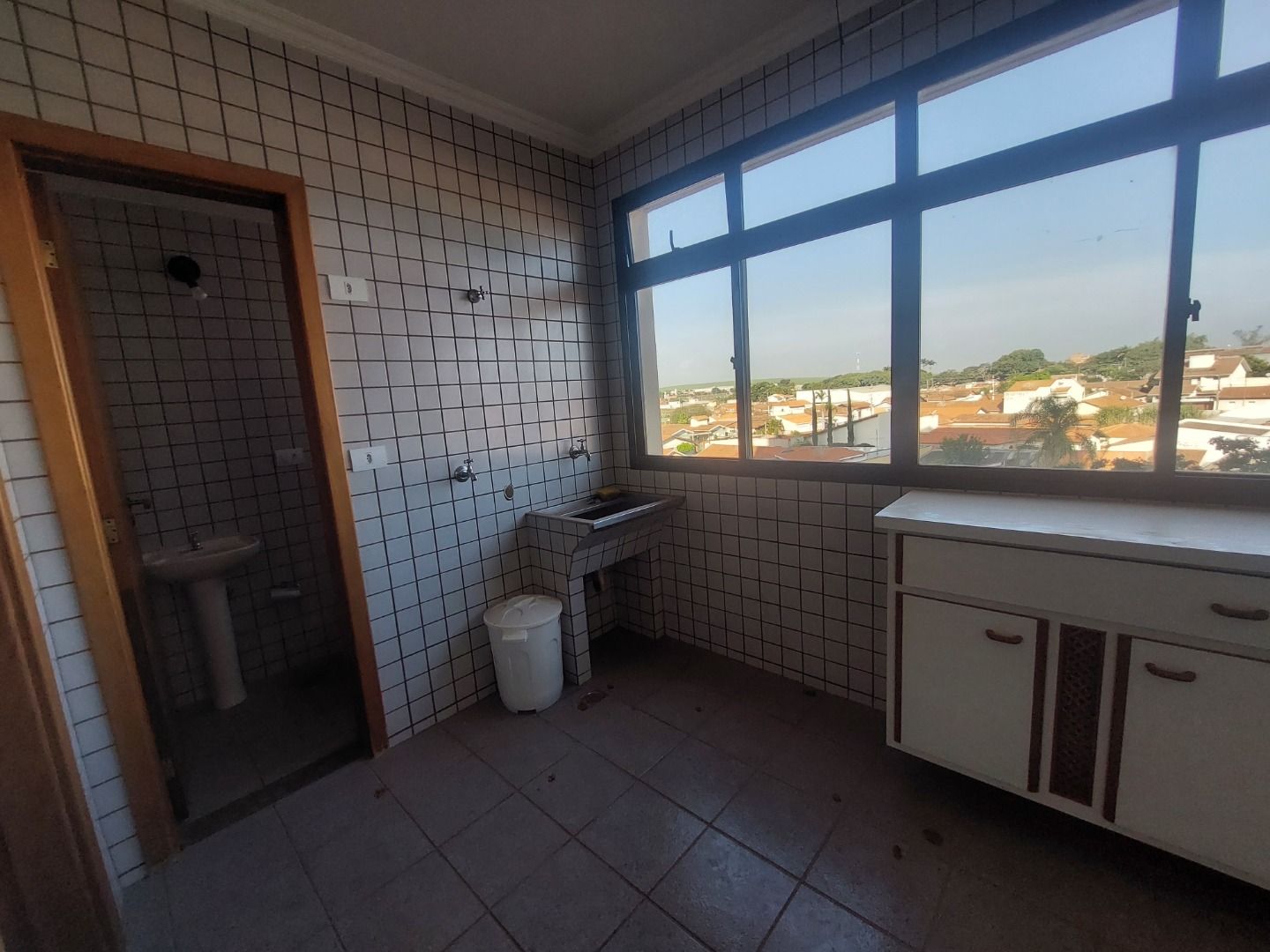 Imagens do imóveis apartamento à venda em centro, rio das pedras 3 quartos 214m²