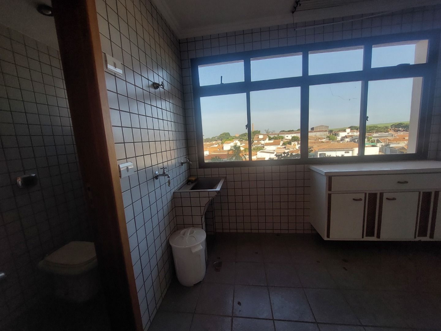 Imagens do imóveis apartamento à venda em centro, rio das pedras 3 quartos 214m²