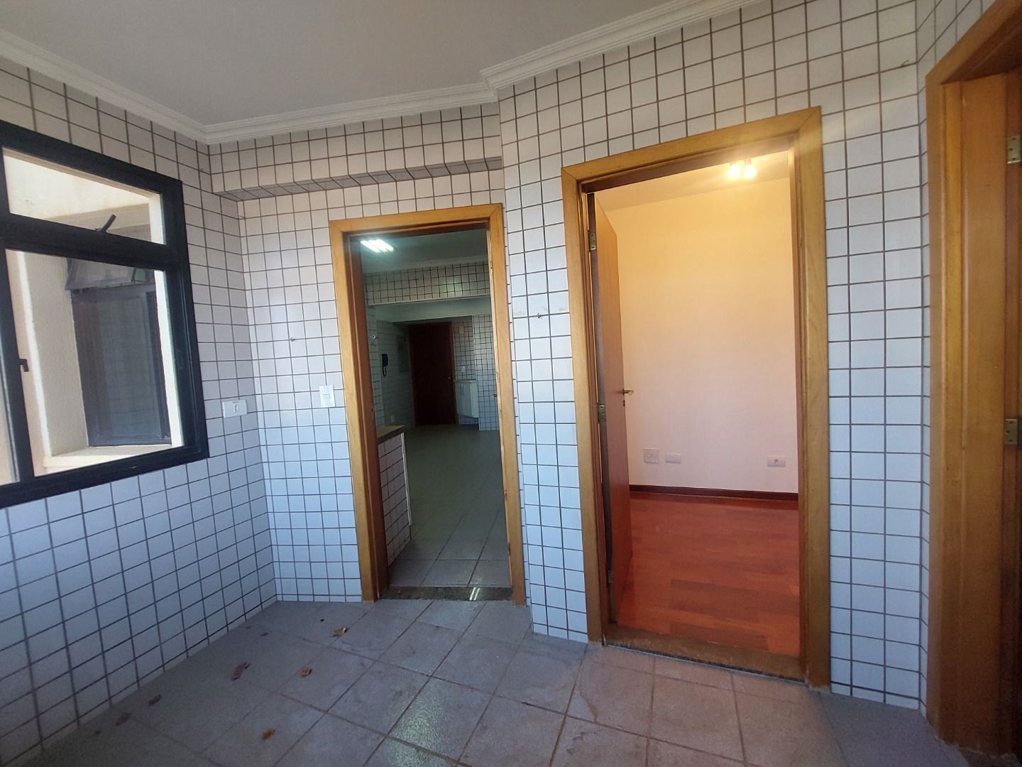 Imagens do imóveis apartamento à venda em centro, rio das pedras 3 quartos 214m²