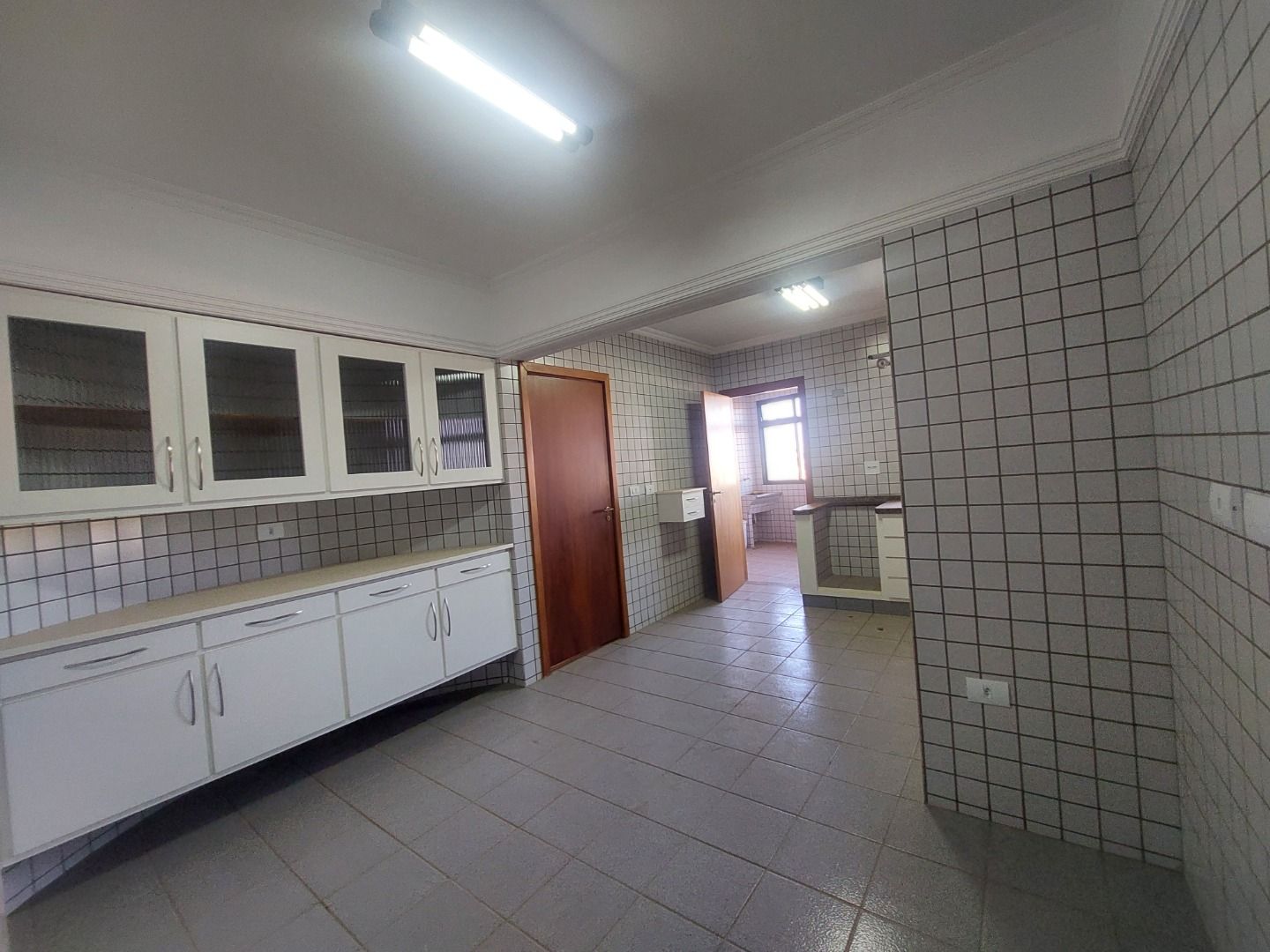 Imagens do imóveis apartamento à venda em centro, rio das pedras 3 quartos 214m²