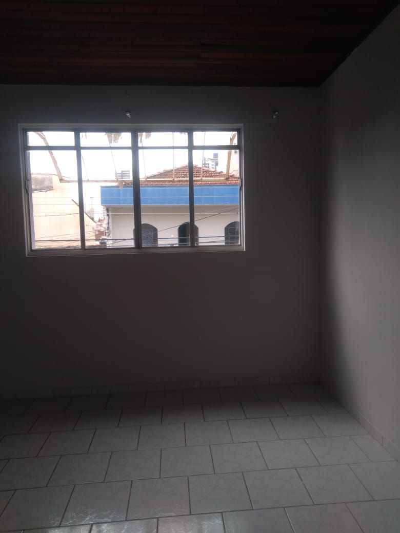 Casa com 2 dormitórios para alugar, 60 m² - Centro - Piracicaba-SP