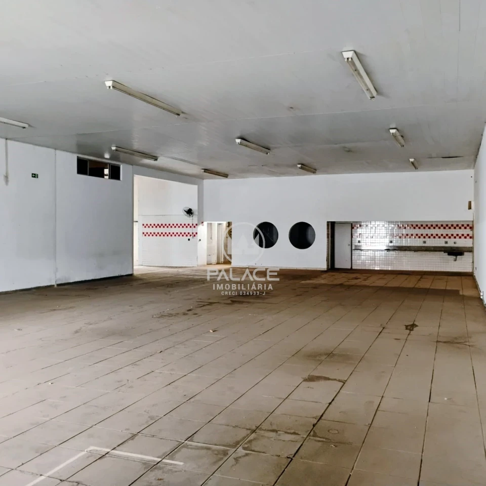 Barracão disponivel para locação