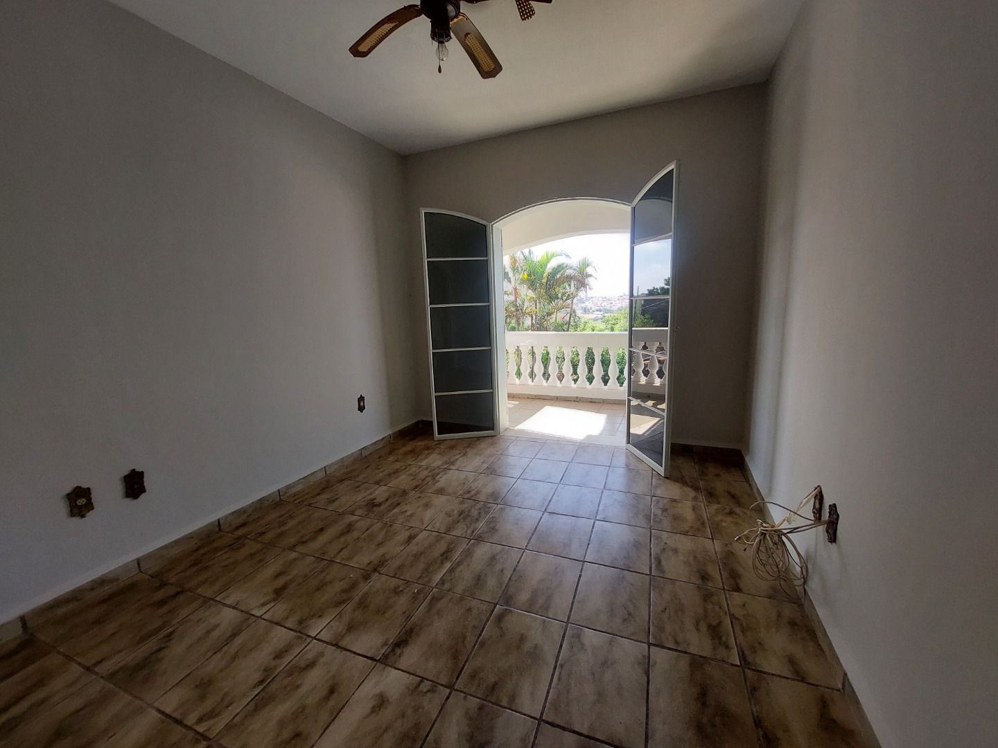 Imagens do imóveis casa à venda em jardim burity, são pedro 3 quartos 400m²