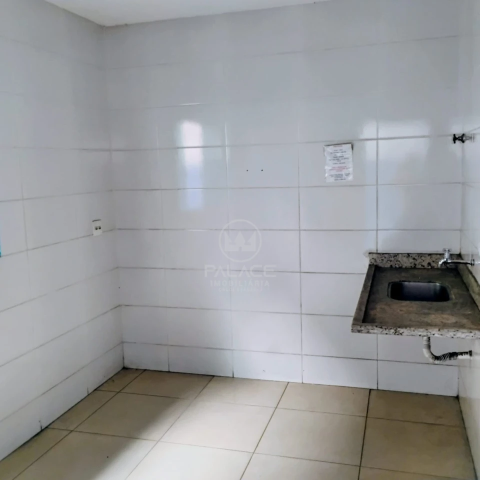 Barracão disponivel para locação