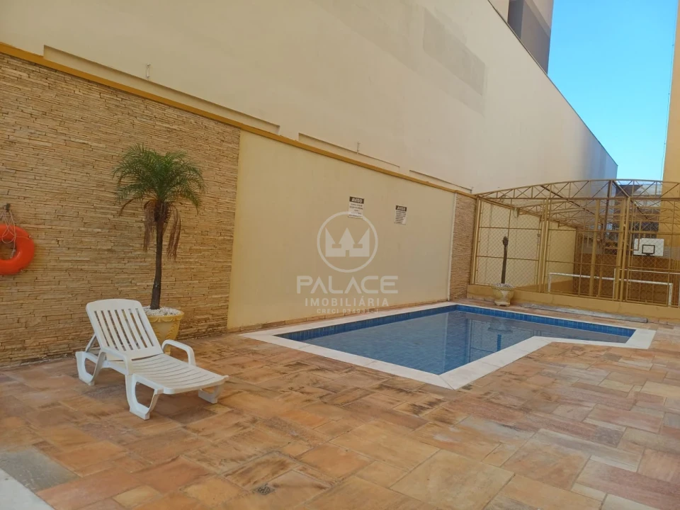 APARTAMENTO A VENDA NO EDIFICIO VERSALHES