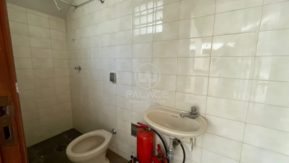 Casa, 1 quarto, 265 m² - Foto 30