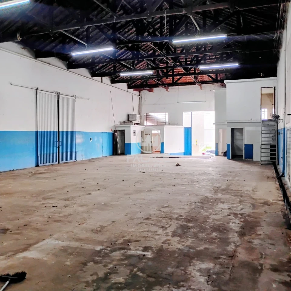 Barracão disponivel para locação