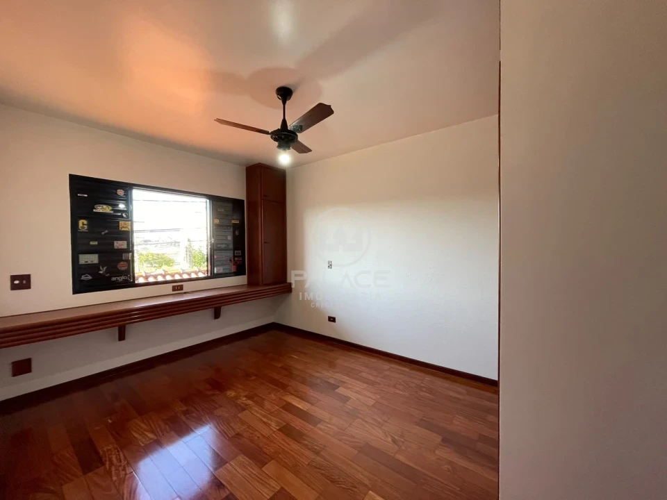 Casa, 3 quartos, 259 m² - Foto 7