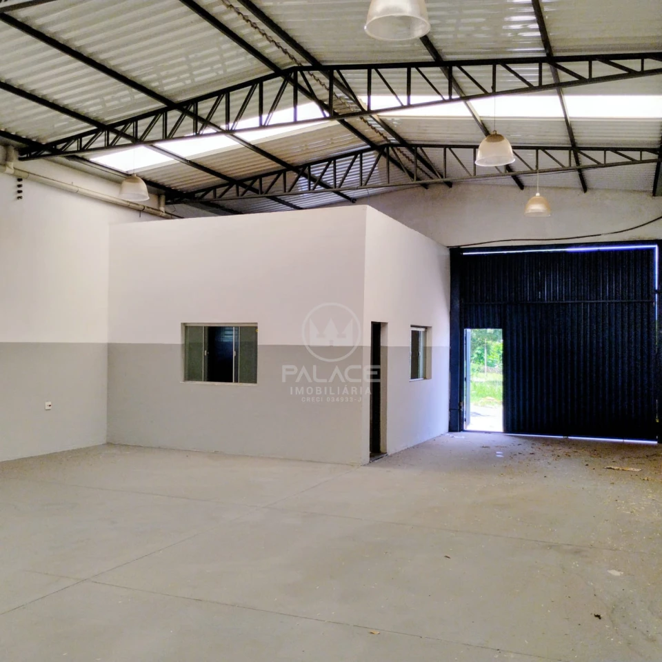 Barracão disponivel para locação