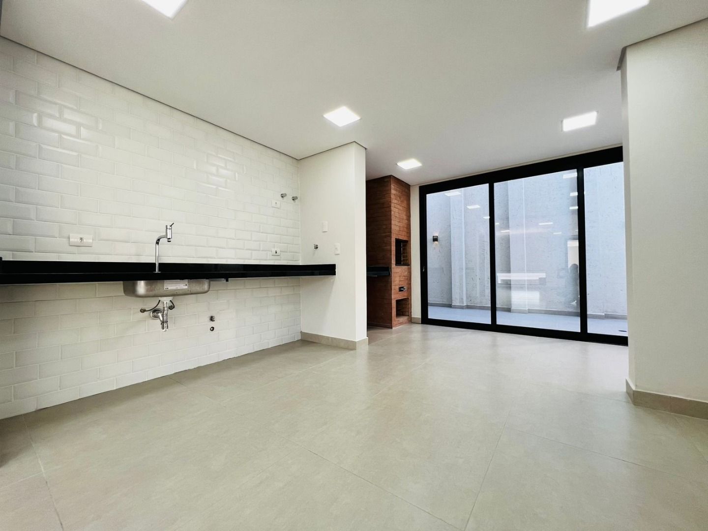 Imagens do imóveis casa em condomínio à venda em ondas de piracicaba, piracicaba 3 quartos 188m²