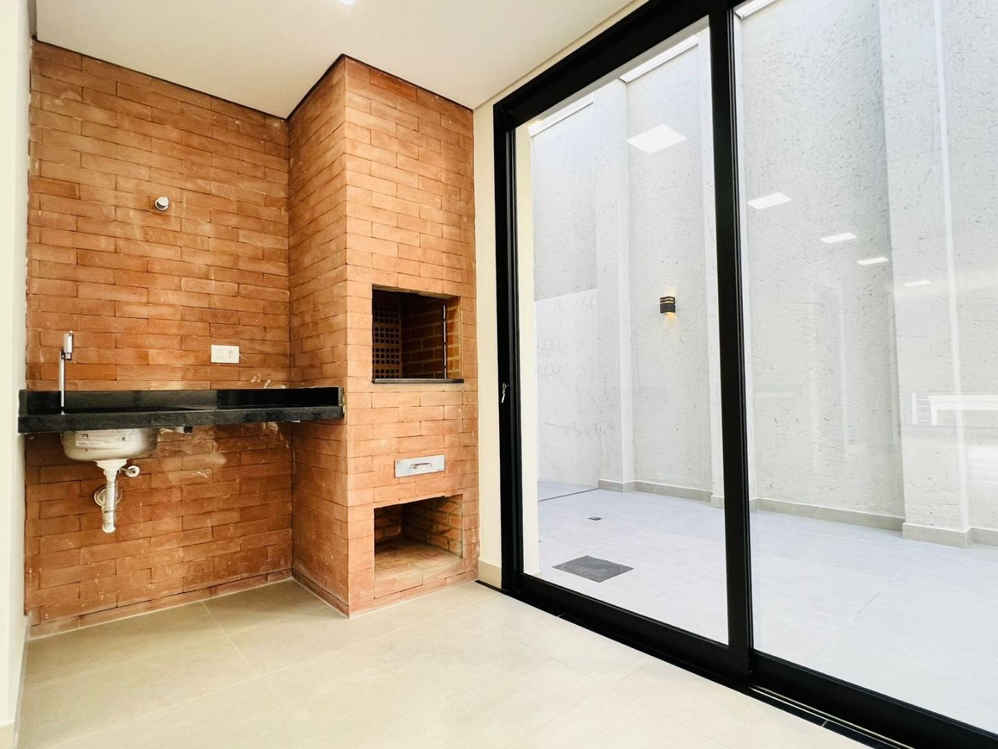 Imagens do imóveis casa em condomínio à venda em ondas de piracicaba, piracicaba 3 quartos 188m²