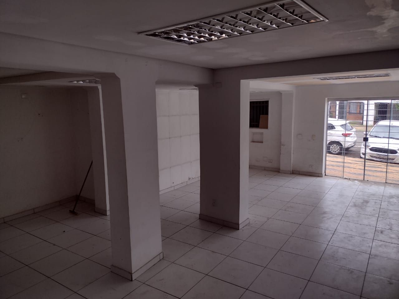 Imagens do imóveis Salão para alugar, 147 m² por RS 5.455-mês - Centro - Piracicaba-SP