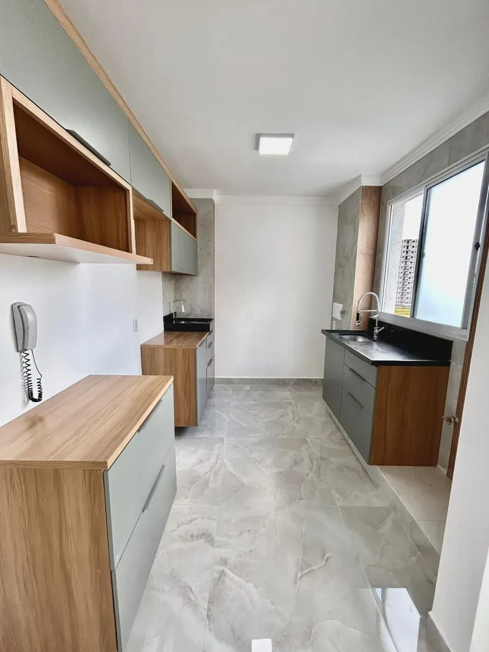 Apartamento com Elevador no Condomínio Piazza Florença, Campestre, Piracicaba.