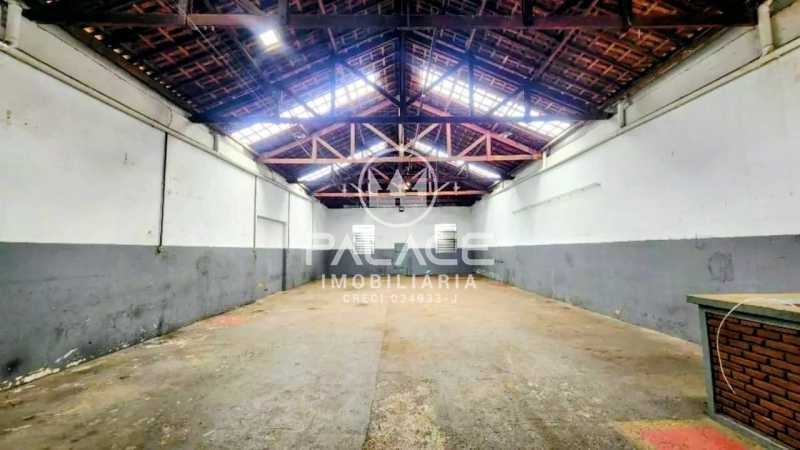 Barracão :  / Comercial / Paulista