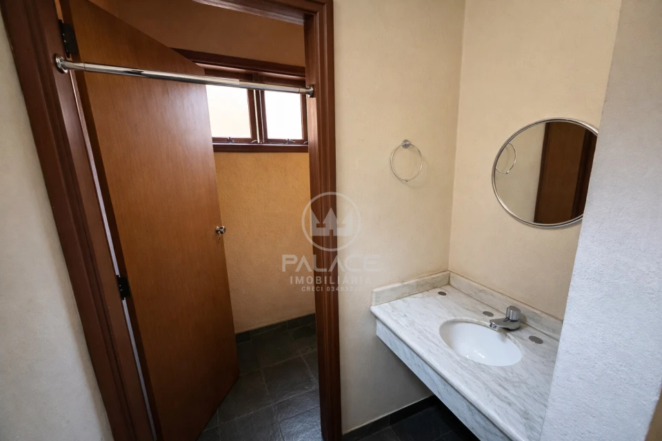 Casa / Residencial / Venda / Locacao / Pq Santa Cecilia