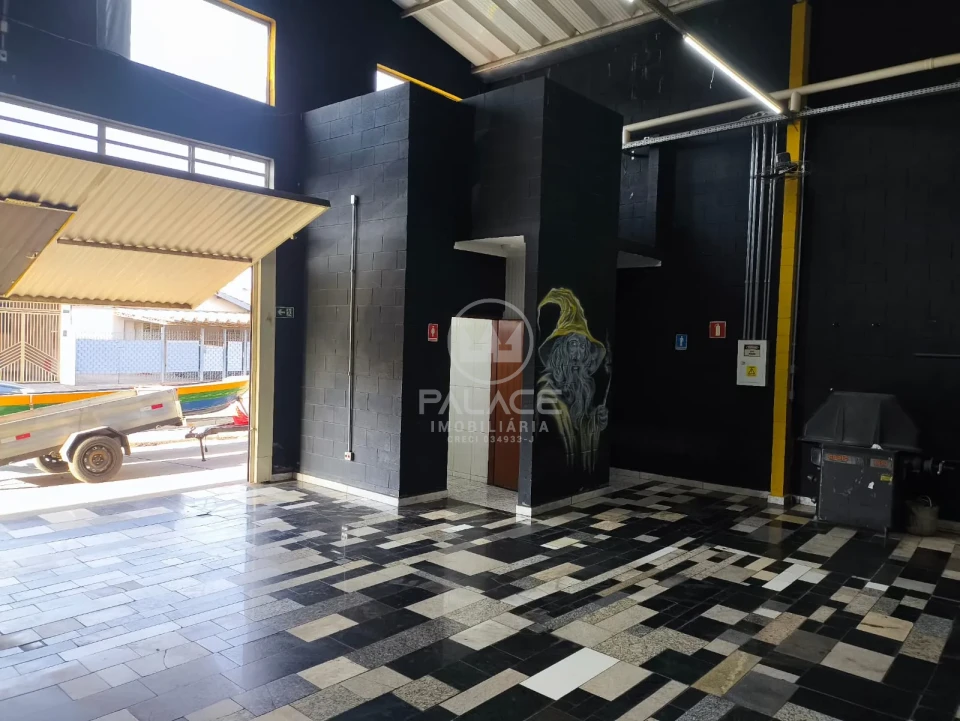 Barracão Comercial disponivel para Venda E Locação