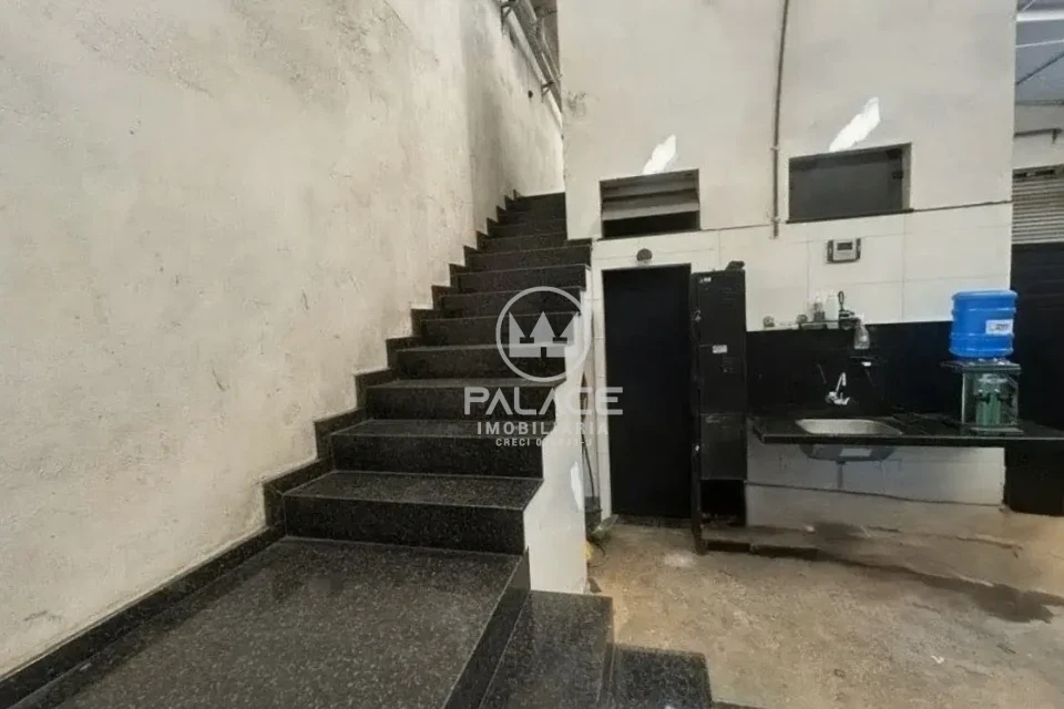 barracão disponivel para venda e locação