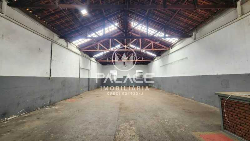 Barracão :  / Comercial / Paulista