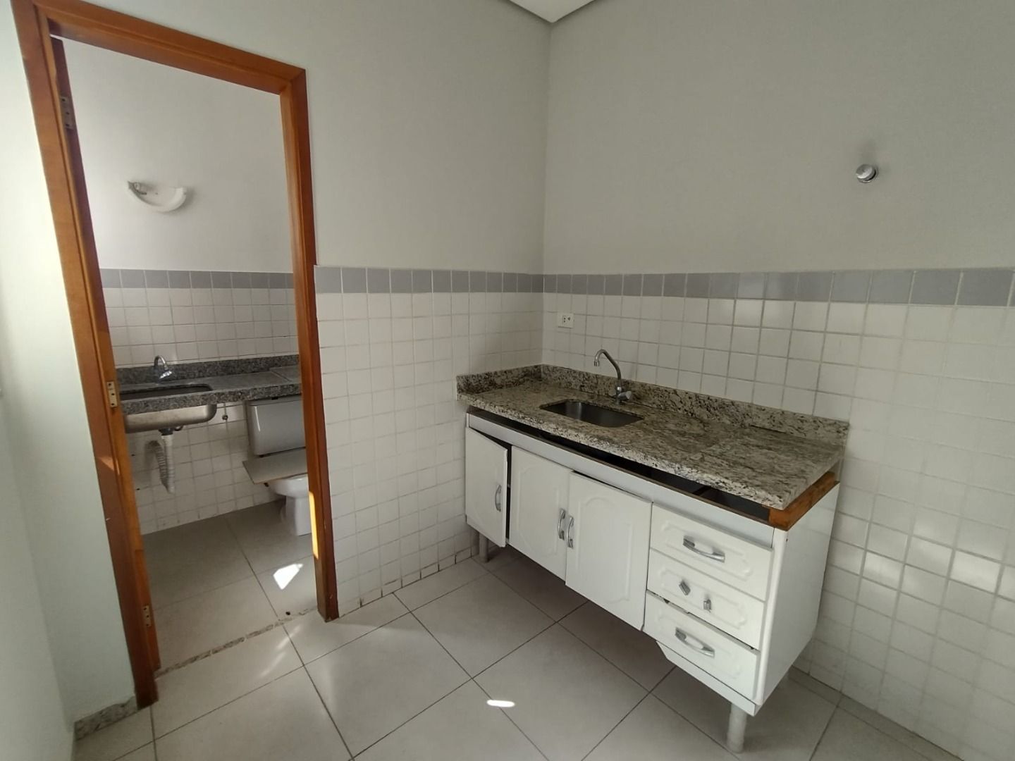 Imagens do imóveis Sala para alugar, 79 m² por RS 4.252,00-mês - Centro - Piracicaba-SP