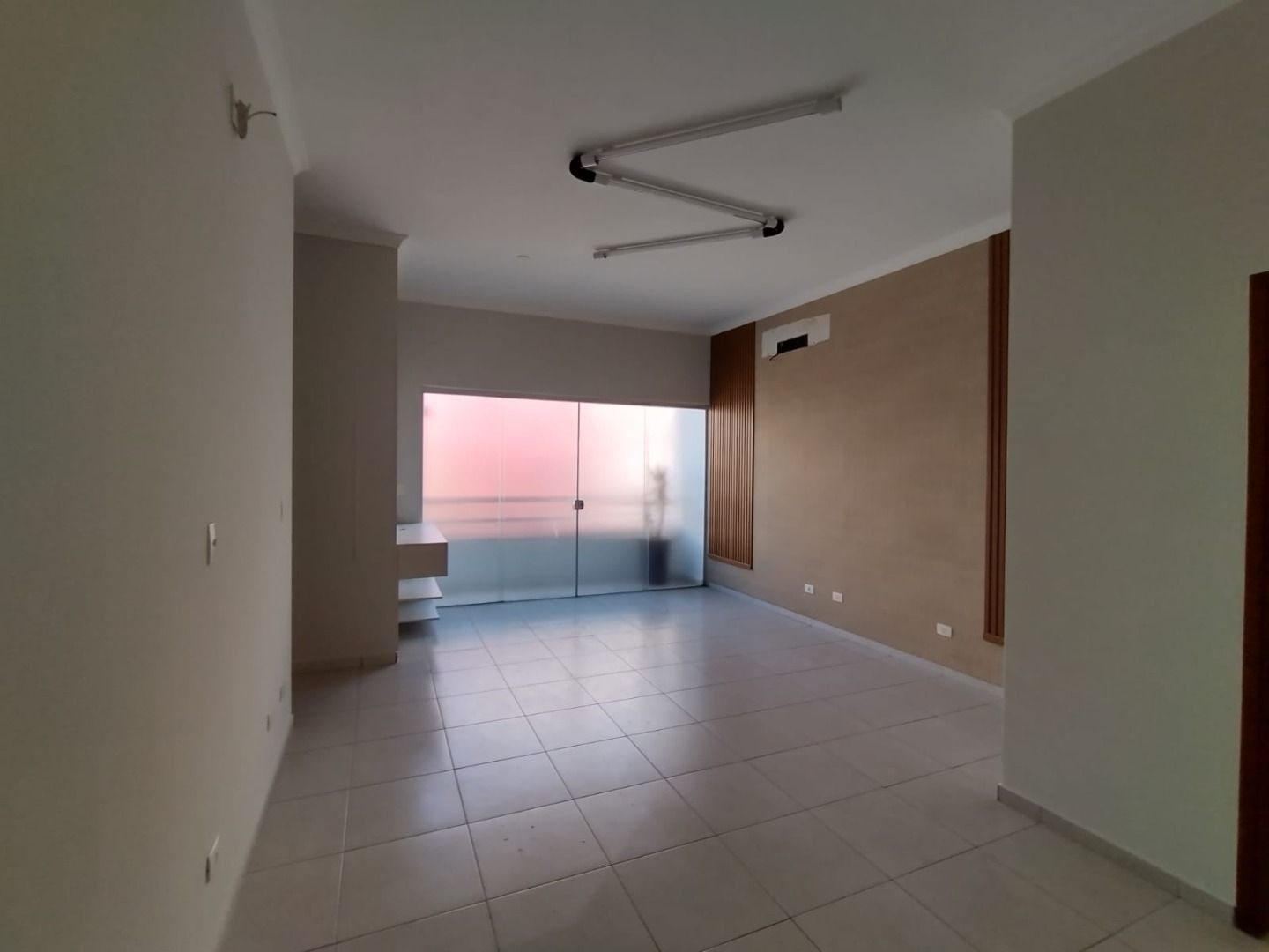 Imagens do imóveis Sala para alugar, 79 m² por RS 4.252,00-mês - Centro - Piracicaba-SP