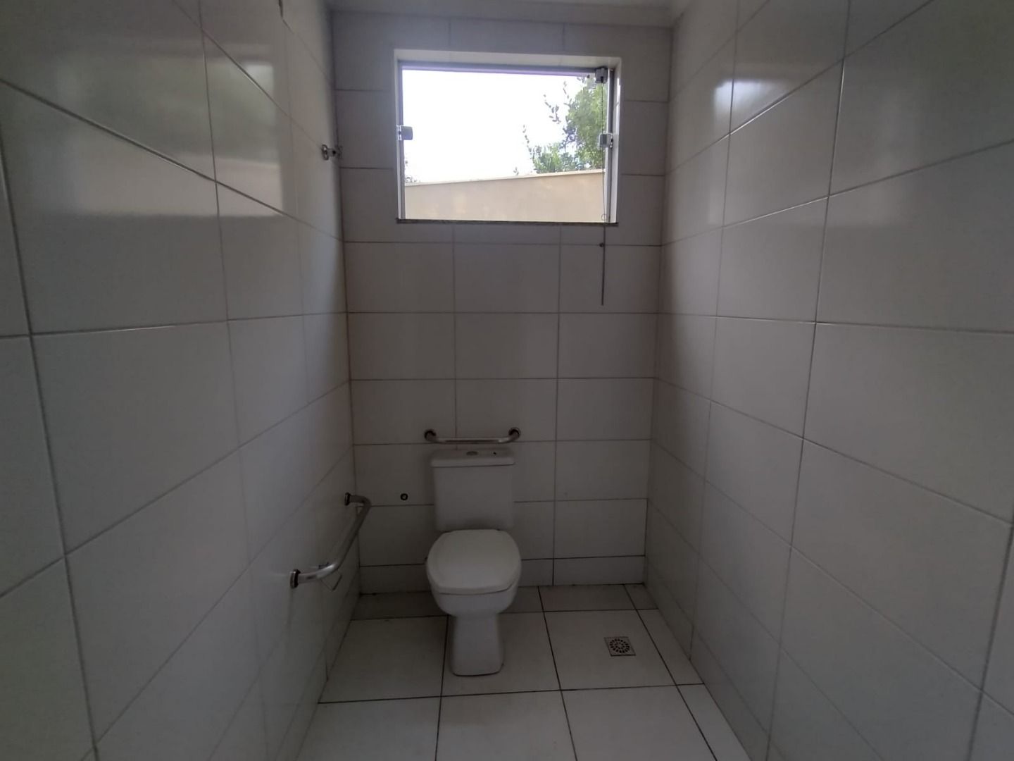 Imagens do imóveis Barracão para alugar, 210 m² por RS 3.800-mês - Santa Terezinha - Piracicaba-SP