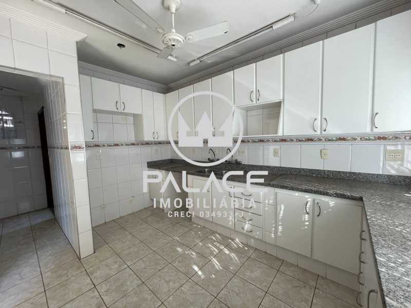 Imagens do imóveis Casa -  / Comercial / Centro