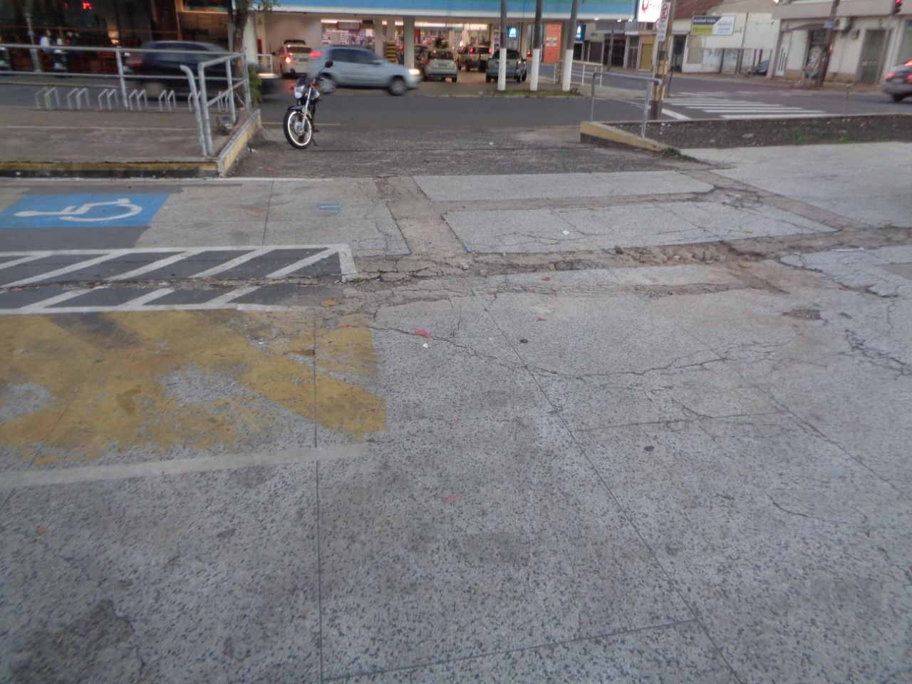 Barracão para alugar, 660 m² por RS 27.000-mês - Vila Rezende - Piracicaba-SP