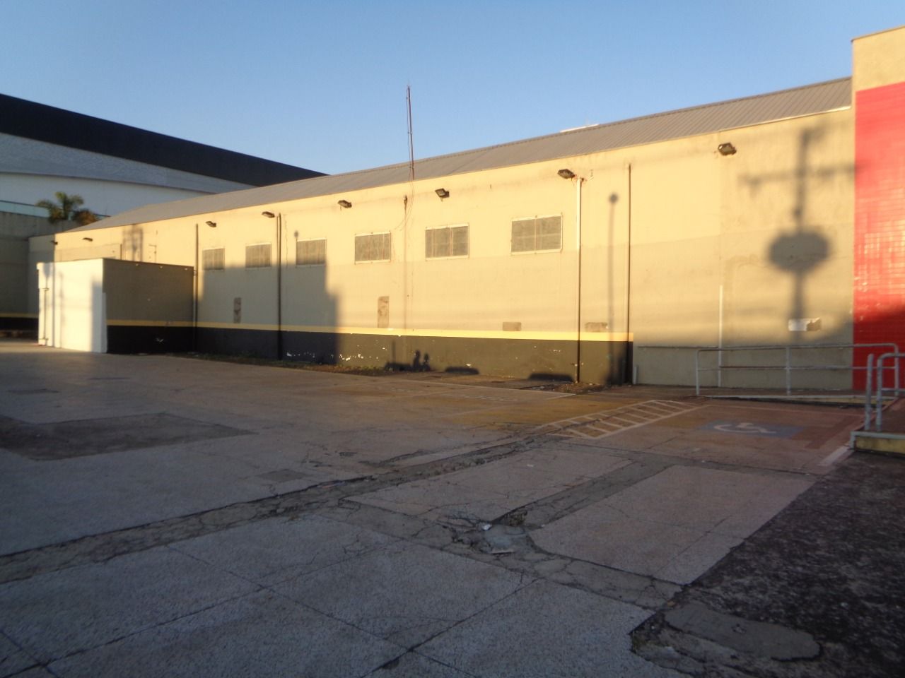 Barracão para alugar, 660 m² por RS 27.000-mês - Vila Rezende - Piracicaba-SP