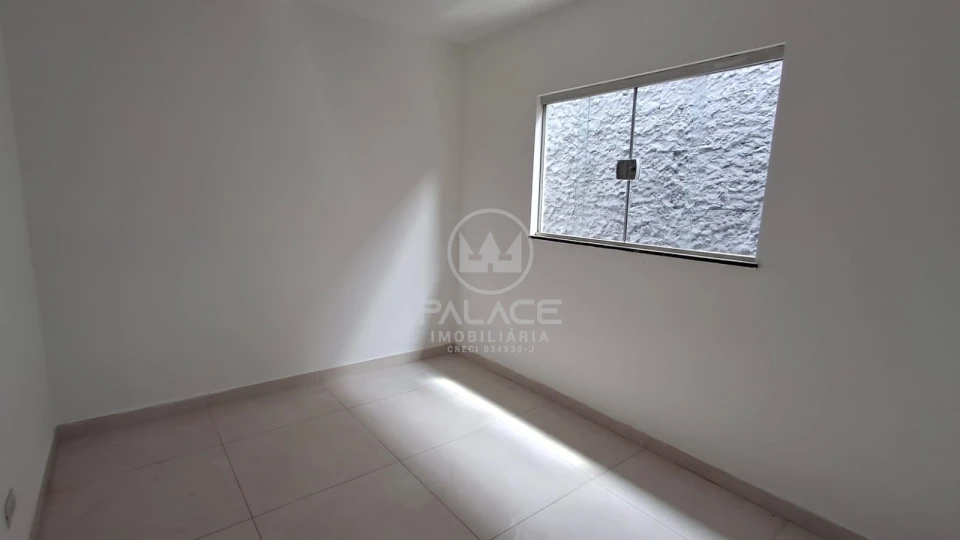 Casa com piscina à venda no bairro Balbo, Piracicaba