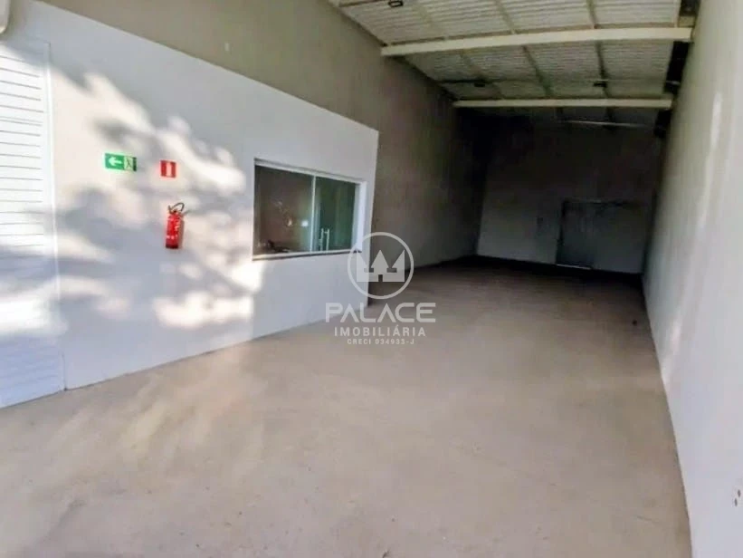 Barracão disponivel para locação