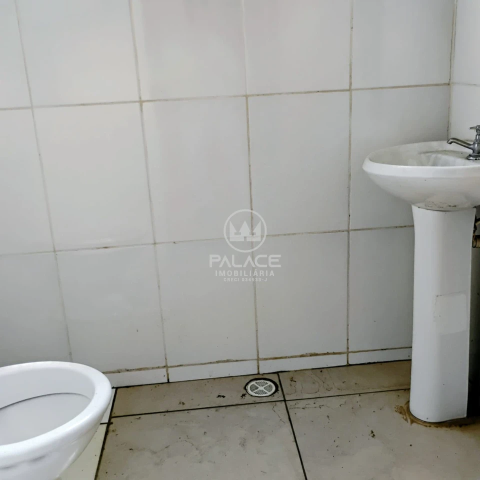 Salão Sobreposto disponivel para locação