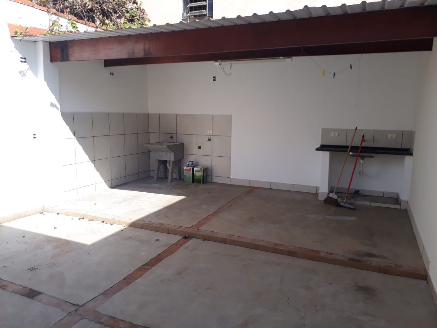 Casa com 2 dormitórios para alugar, 100 m²  - Centro (Ártemis) - Piracicaba-SP