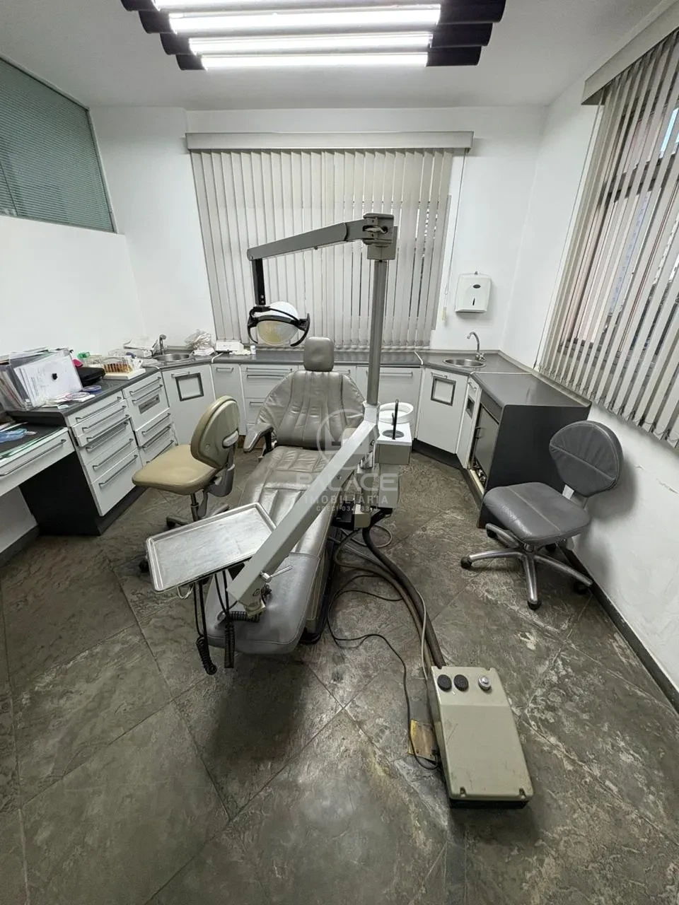 SALA COMERCIAL EQUIPADA PARA CLINICA ODONTOLOGICA COM 5 CONSULTORIOS