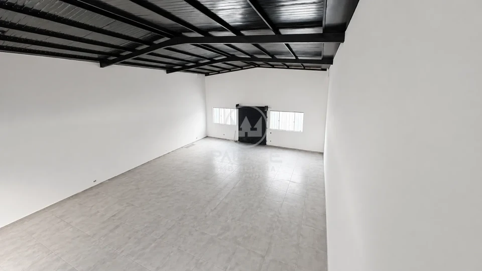 Barracão com 385m² para alugar  na Paulista, em Piracicaba