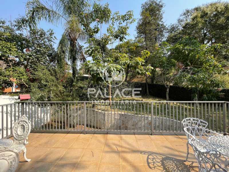 Imagens do imóveis casa à venda na rua dos lírios, jardim porangaba , águas de são pedro 2 quartos 120m²