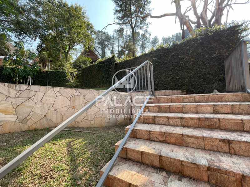 Imagens do imóveis casa à venda na rua dos lírios, jardim porangaba , águas de são pedro 2 quartos 120m²