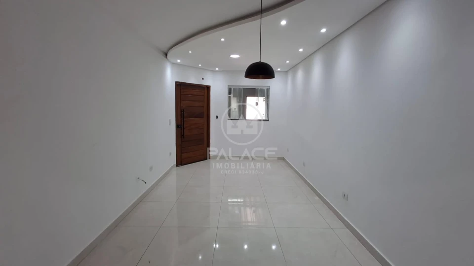 Casa com piscina à venda no bairro Balbo, Piracicaba