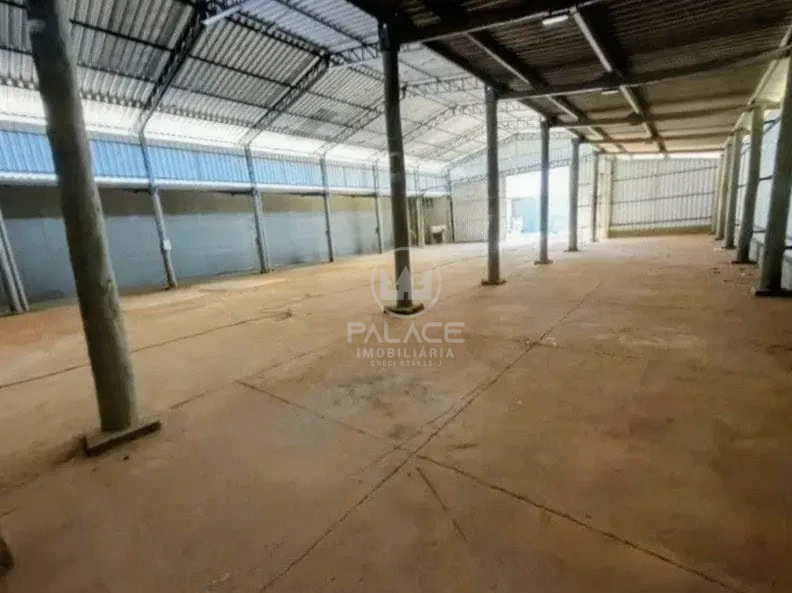 Barracão disponivel para locação