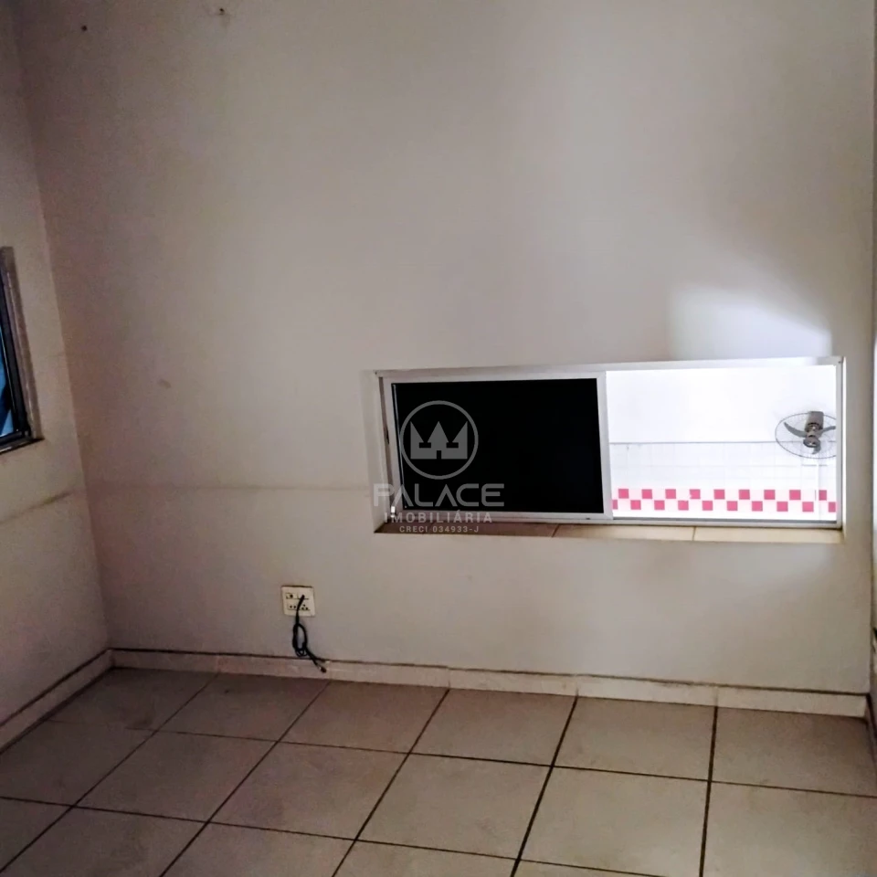 Barracão disponivel para locação