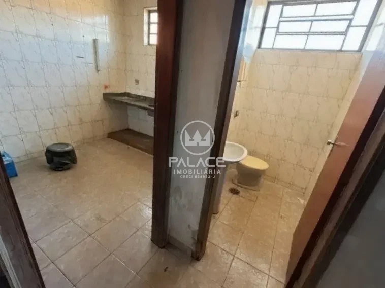 Barracão disponivel para locação