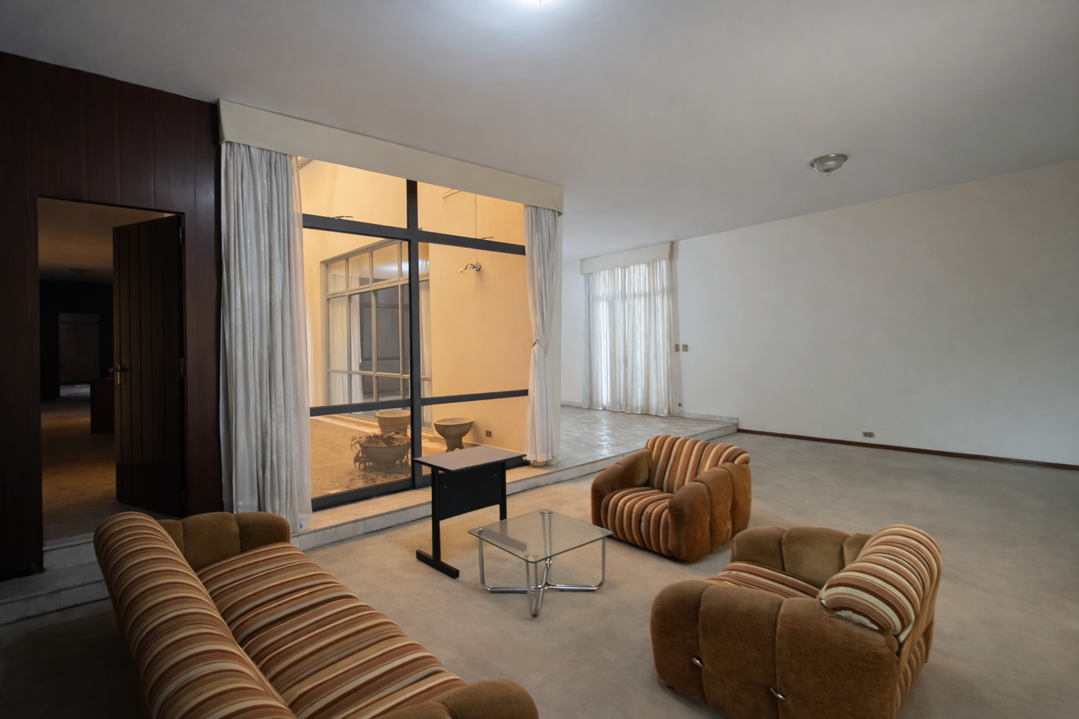 CASA / COMERCIAL / RESIDENCIAL / LOCACAO / CENTRO