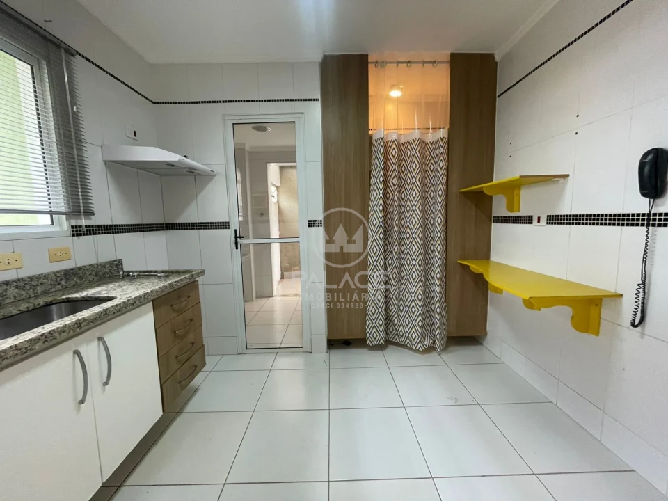 Casa com 3 dormitórios para alugar, 95 m² por RS 3200,00-mês - Campestre - Piracicaba-SP