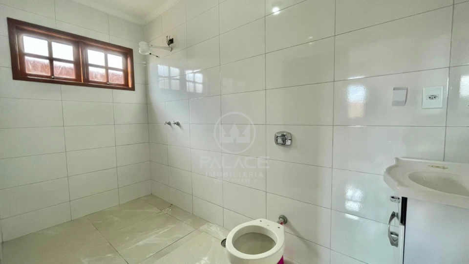 CASA/ 3 QUARTOS / CHURRASQUEIRA / EDICULA / CRUZ CAIADA / PQ SAO JORGE