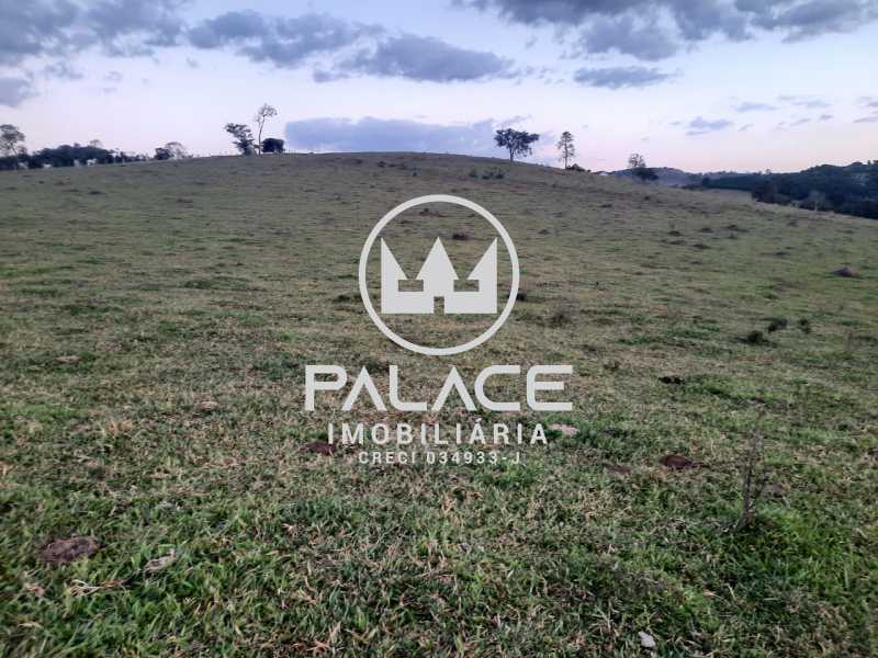 Imagens do imóveis fazenda à venda em centro, ouro fino 1936000m²