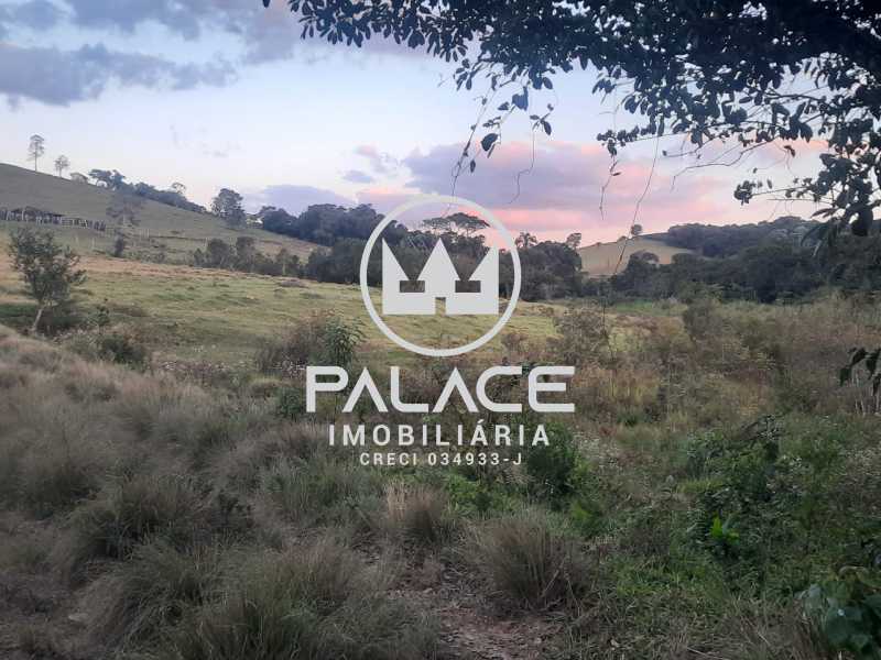 Imagens do imóveis fazenda à venda em centro, ouro fino 1936000m²